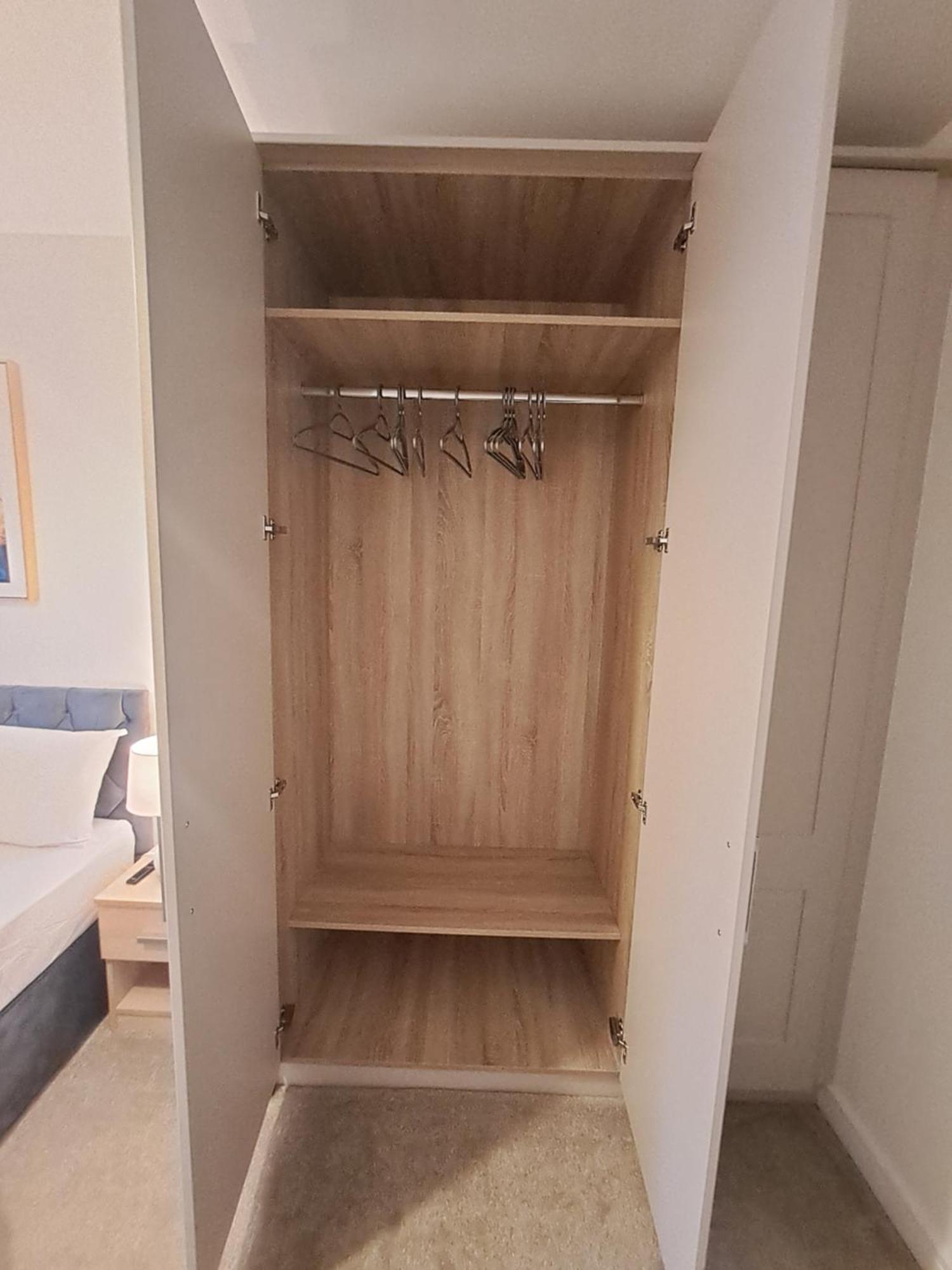 Cozy Bedroom In Lucan, Dublin Ngoại thất bức ảnh